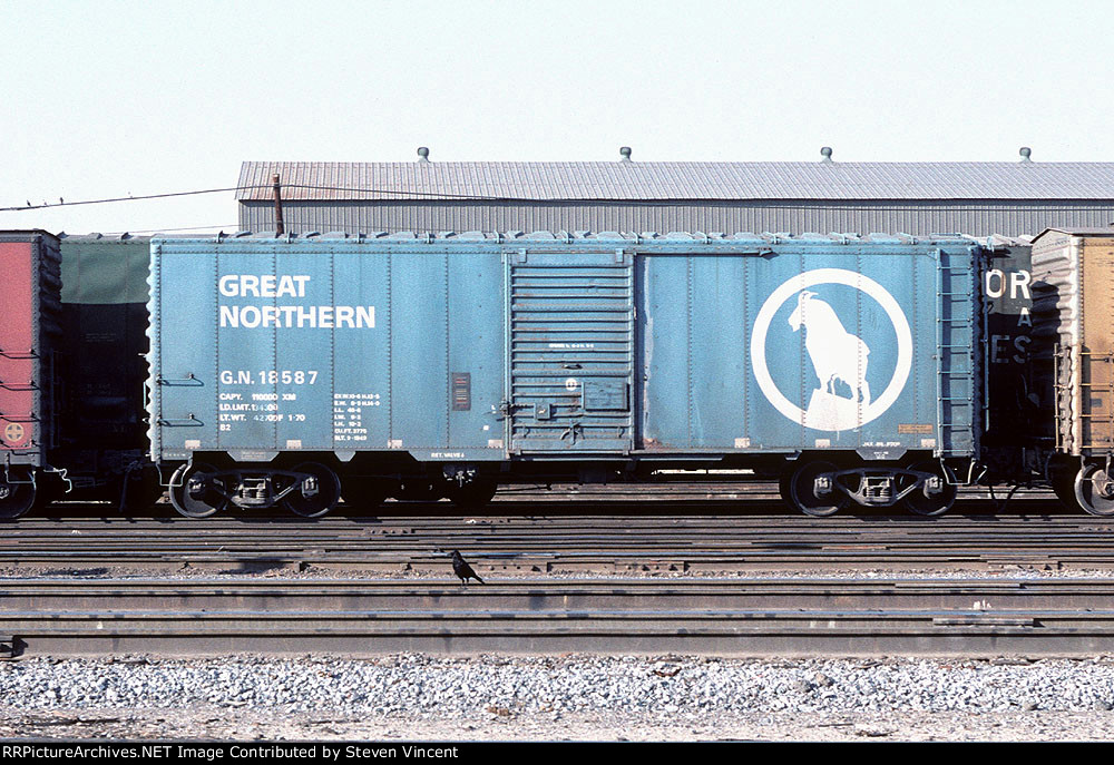 Great Northern 40' box GN #18587